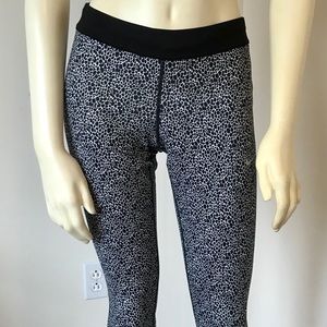 Nike Women’s Dri-Fit capris